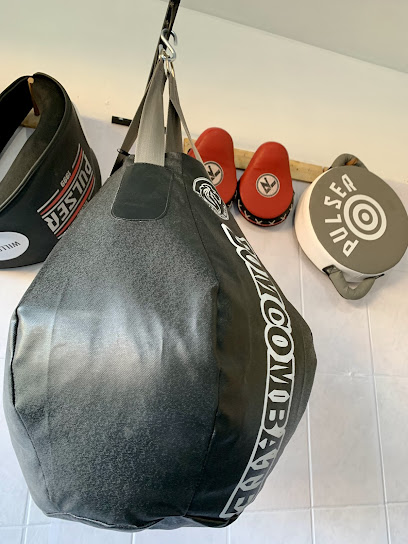 Estúdio Naga Personal Fight