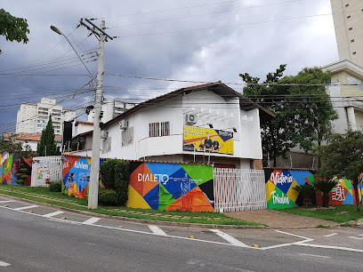 Dialeto Idiomas Personalizados - Unidade 1